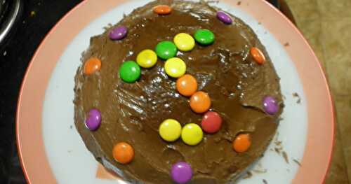 Chocolate cake with chocolate icing using pressure cooker
