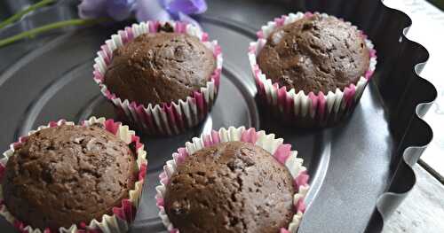 Double Chocolate Cup cakes |  Easy Chocolate  Cupcakes