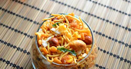 Madras Mixture | Spicy Mixture | Easy Diwali Snack Recipe
