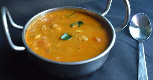 Mochai Kara Kuzlambu | Dry Field Beans Curry | Chettinad Kara Kuzlambu