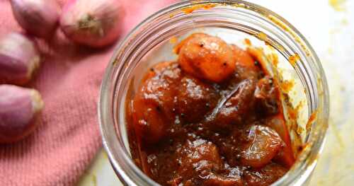Small Onion/Shallots Pickle | Chinna Vengayam Thokku