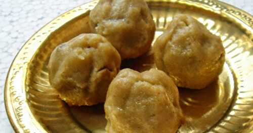 Sweet stuffed Foxtail millet kozhukattai /Mothagam | Healthy Kozhukattai 