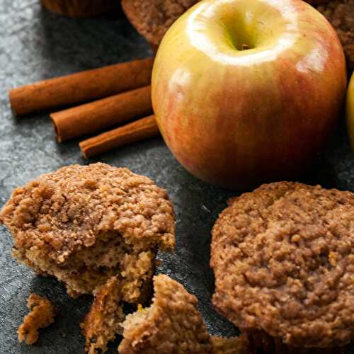 Apple Banana Muffins with Streusel Topping