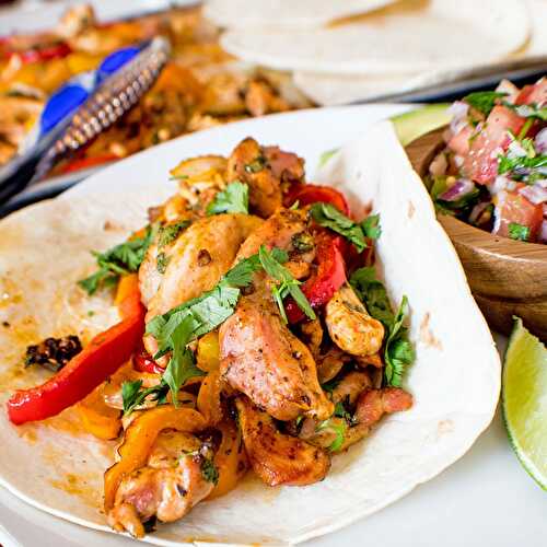 What To Serve With Fajitas (Best Side Dishes!)