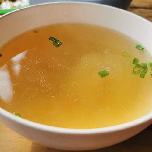 Chicken Broth Substitute: Homemade Chicken Broth (+More Easy Swaps!)