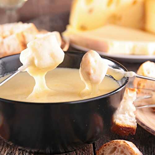 Cheddar Swiss Cheese Fondue