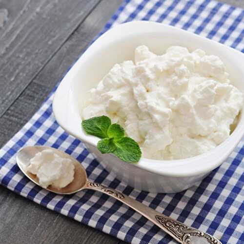 Best Ricotta Cheese Substitute: Homemade Ricotta Cheese (+More Easy Alternatives!)