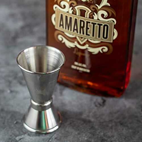 Best Amaretto Substitute: Hazelnut liqueur (+ More Easy Alternatives!)