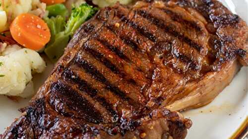 Ribeye Steak Calories and Nutrition: Grilled Tomahawk Ribeye (+More Juicy Steaks!)