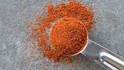 Best Chipotle Powder Substitute: Smoked Paprika (+More Easy Alternatives!)
