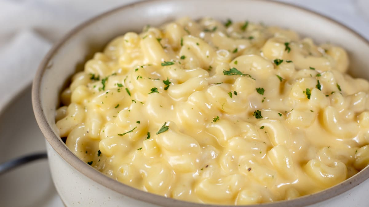 Sour Cream Macaroni and Cheese