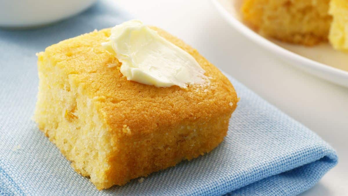 How To Make Jiffy Cornbread More Moist: Jiffy Jalapeno Cornbread (+More Tips & Tricks)