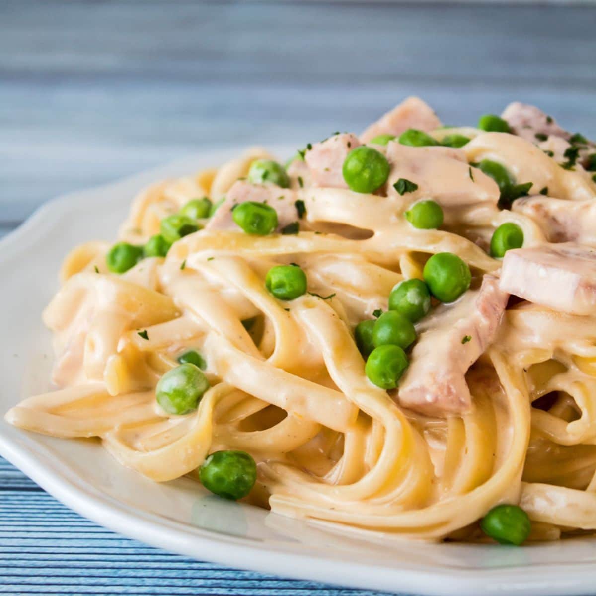 How To Reheat Pasta: Buttered Noodles (All The Best Methods With Instructions & Tips!)