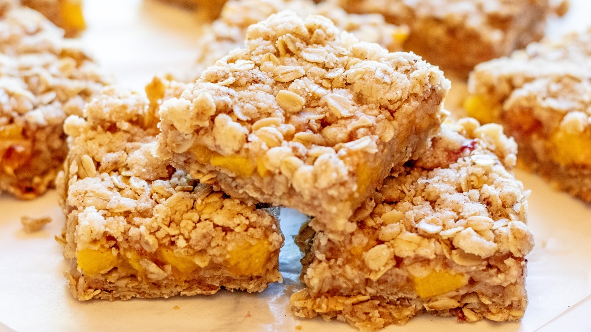 Peach Crumble Bars