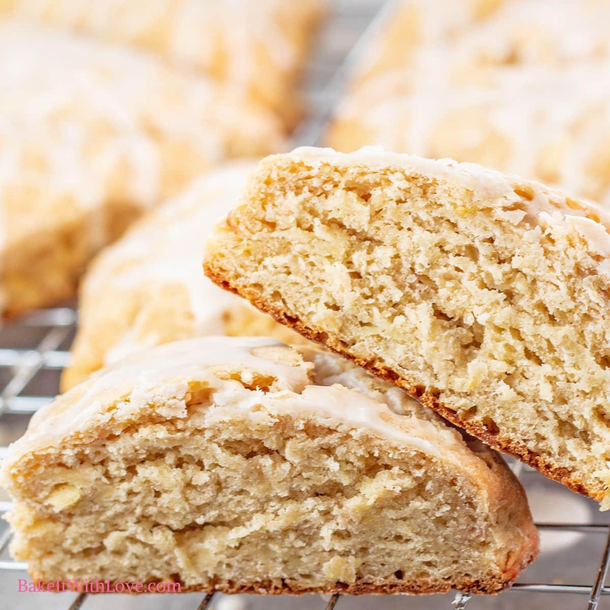 Cinnamon Apple Scones