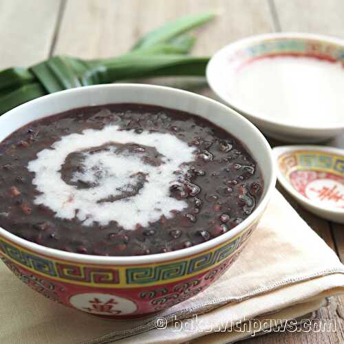 Bee Koh Moy / Bubur Pulut Hitam (Black Glutinous Rice Dessert)