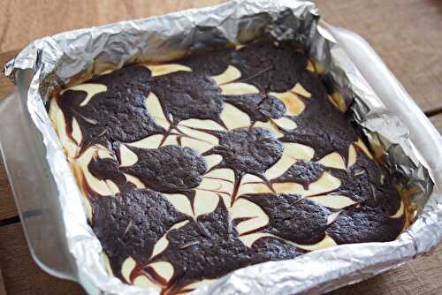 CREAM CHEESE BROWNIES