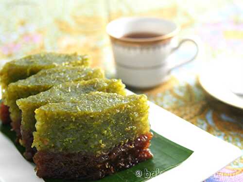 Steamed Layered Sago Cake (Kuih Sago Lapis) 