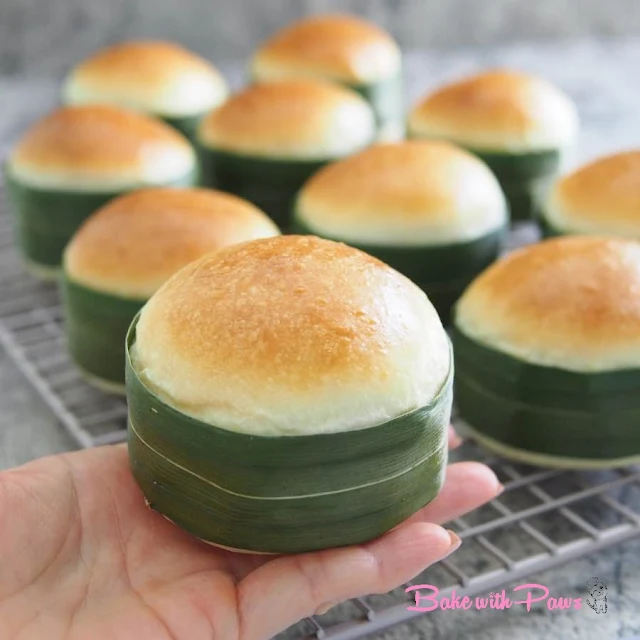 Coconut Buns (Sourdough)