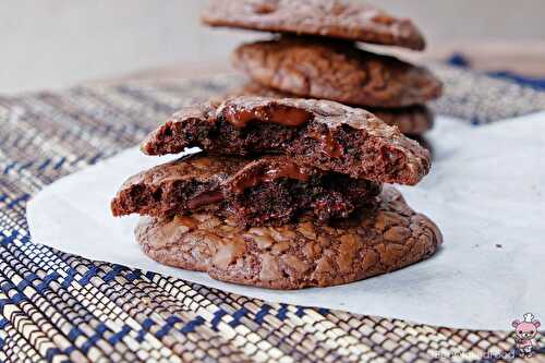 Outrageous Chocolate Cookies