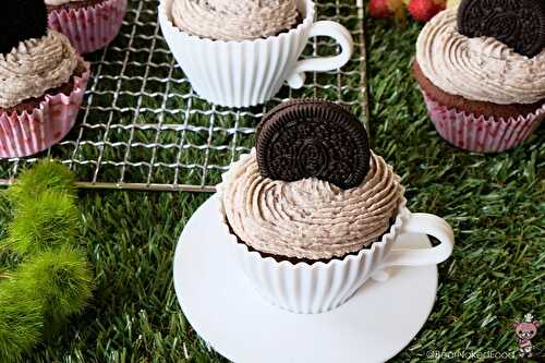 Triple Oreo Cookie Cupcakes