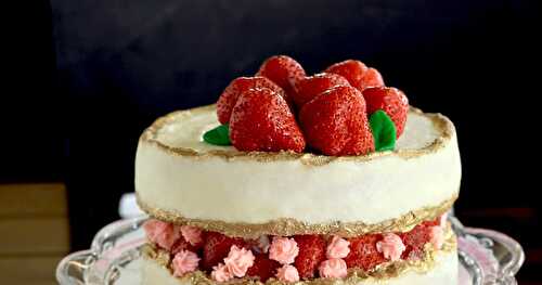 Project cake: strawberry faultline cake
