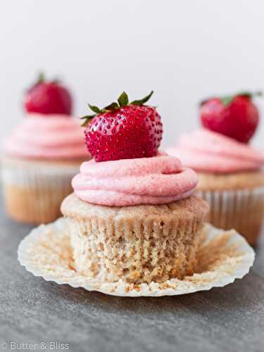 Small Batch Strawberry Cupcakes