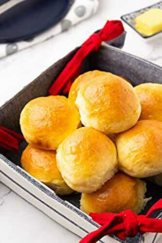The Best Soft and Buttery Dinner Rolls Recipe