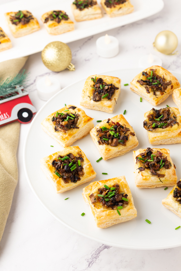 Easy Mushroom  Tartlets  with Puff Pastry