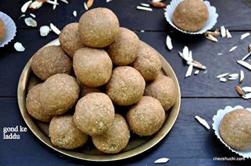 Gond Ke Laddu | Edible Gum laddoo dessert