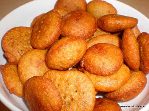 Gulgule | Sweet wheat flour fritters 