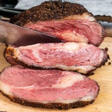 JUICY & Simple Smoked Prime Rib