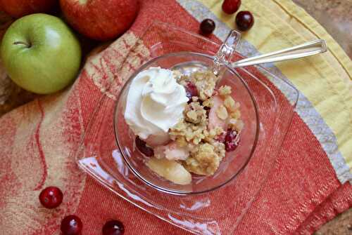 Apple Cranberry Crisp (Easy and Delicious)!