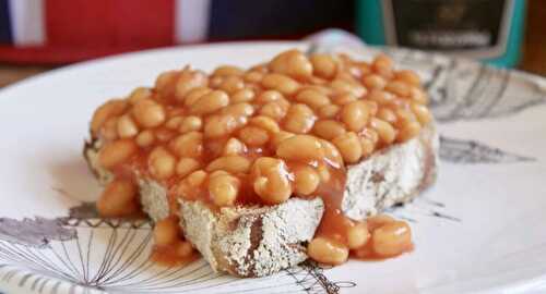 Beans on Toast (The Proper British Way - Recipe by a Brit!)