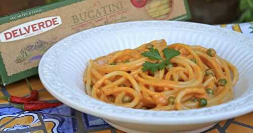 Bucatini with Red Pepper Cream Sauce and Peas