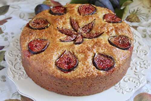 Fig Cake with Orange and Brown Sugar Glaze