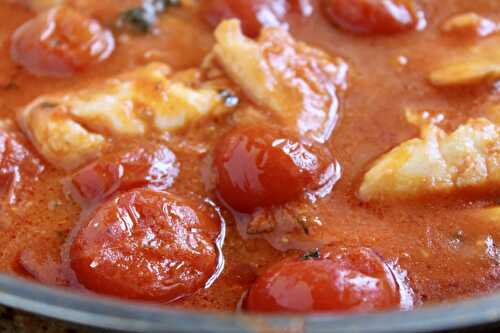 Fish in Tomato Sauce (Quick and Easy) with Pasta