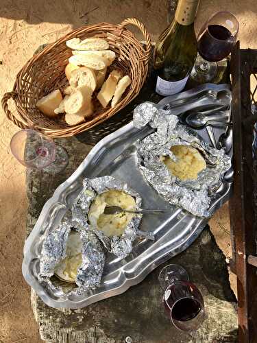 Grilled Camembert (with White Wine) and Vis Ma Vigne