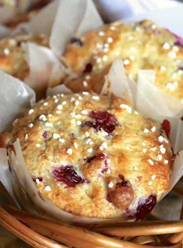 Homemade (Perfect) Cranberry and Orange Yogurt Muffins