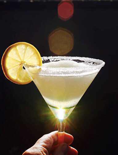 The Best Frozen Lemon Drop Martini (Slush) You'll Ever Have (a Margarita-style Icy Lemon Drop!)