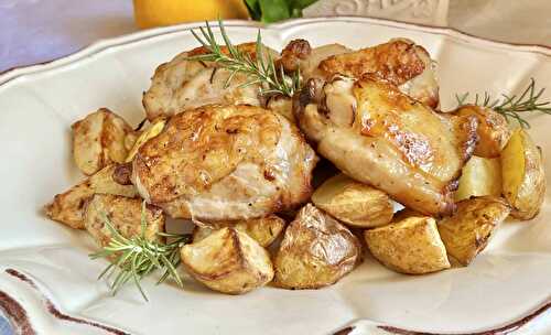Air Fryer Chicken Thighs, Crispy and Juicy – Made with Potatoes