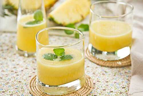 Pineapple Pear Smoothie