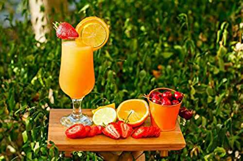 Summer Delight - Non-Alcoholic Strawberry and Orange Refreshmen