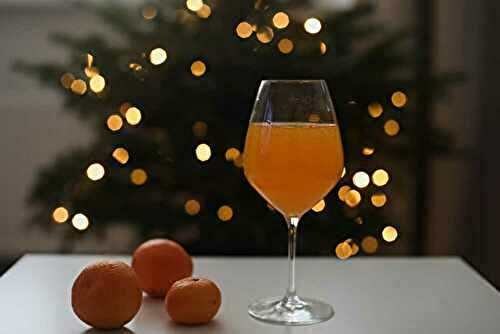 Keto Champagne Cocktail