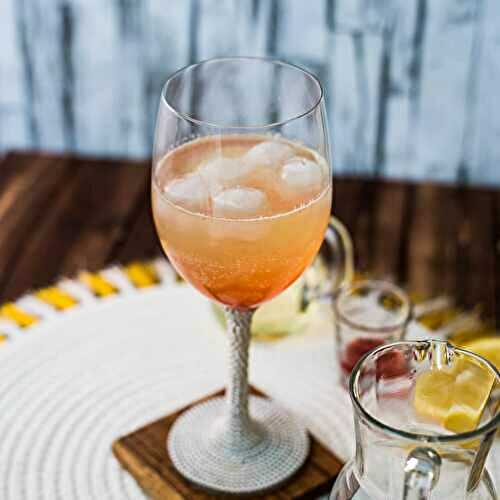 Refreshing Strawberry Spritz Cocktail