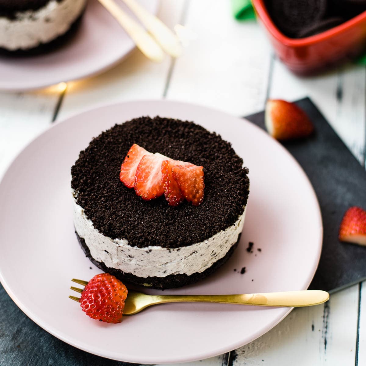 5 Ingredients No Bake Oreo Cheesecake