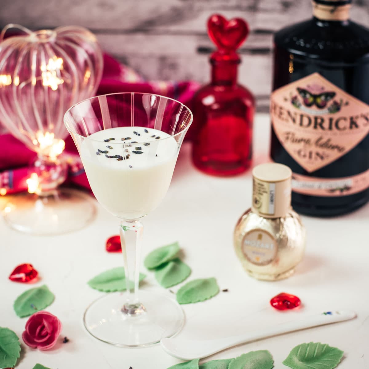 Gin Alexander with Mozart White Chocolate Liqueur