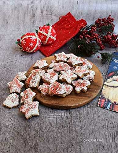 Γιορτινά μπισκότα με αλεύρι ολικής και βρώμη / Festive Cookies With Whole Wheat And Oat Flour