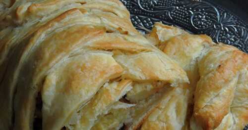 Easy Apple & Chocolate Chips Strudel