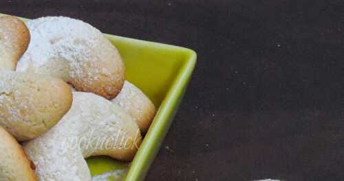 Eggless Cashew Crescent Cookies